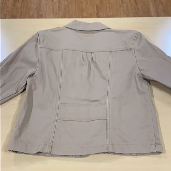 Motto jacket - Picture 2 of 2